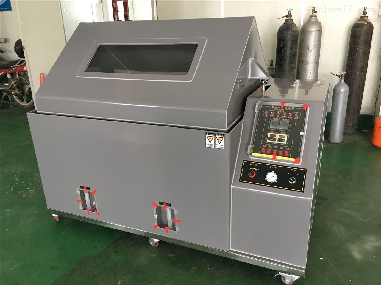 複合式鹽霧試驗箱